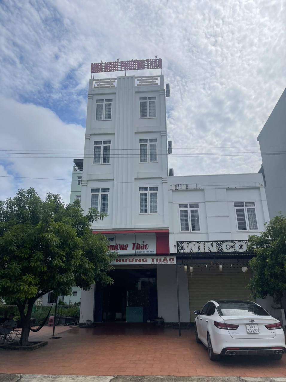 z3652451400995_0aa1b95515c445be99996a3e7611062c